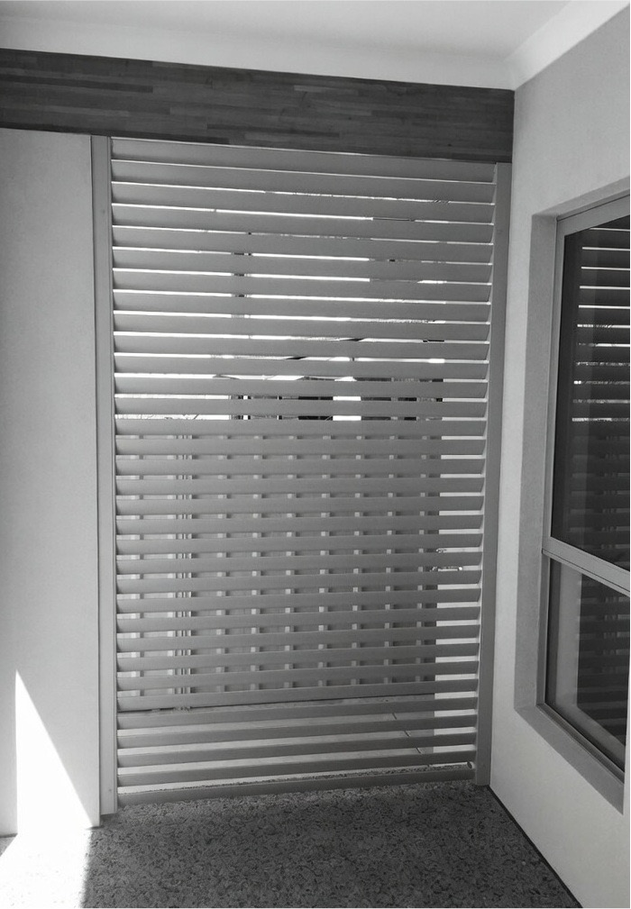 Metforce aluminium privacy screen with slat infill panels, powder coated, Perth