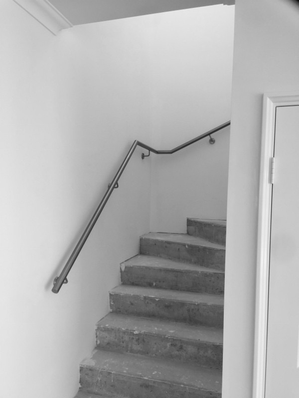 Metforce stainless steel wall mounted handrail with round profile and wall brackets, brushed finish, Perth